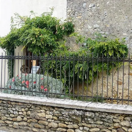 Bed and Breakfast Chambre D'hotes Oiron, Deux Sevres - Not Near Taize, Burgundy