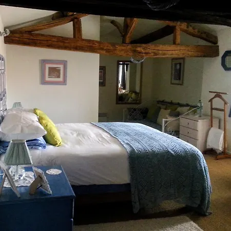 Chambre D'hotes Oiron, Deux Sevres - Not Near Taize, Burgundy 3* Oiron
